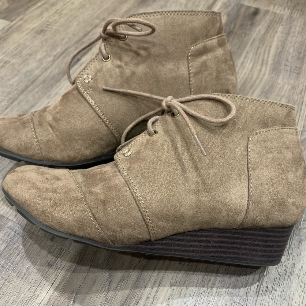 Mia booties
